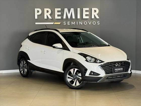 HYUNDAI HB20X 1.6 16V FLEX VISION MANUAL HYUNDAI HB20X 1.6 16V FLEX VISION MANUAL